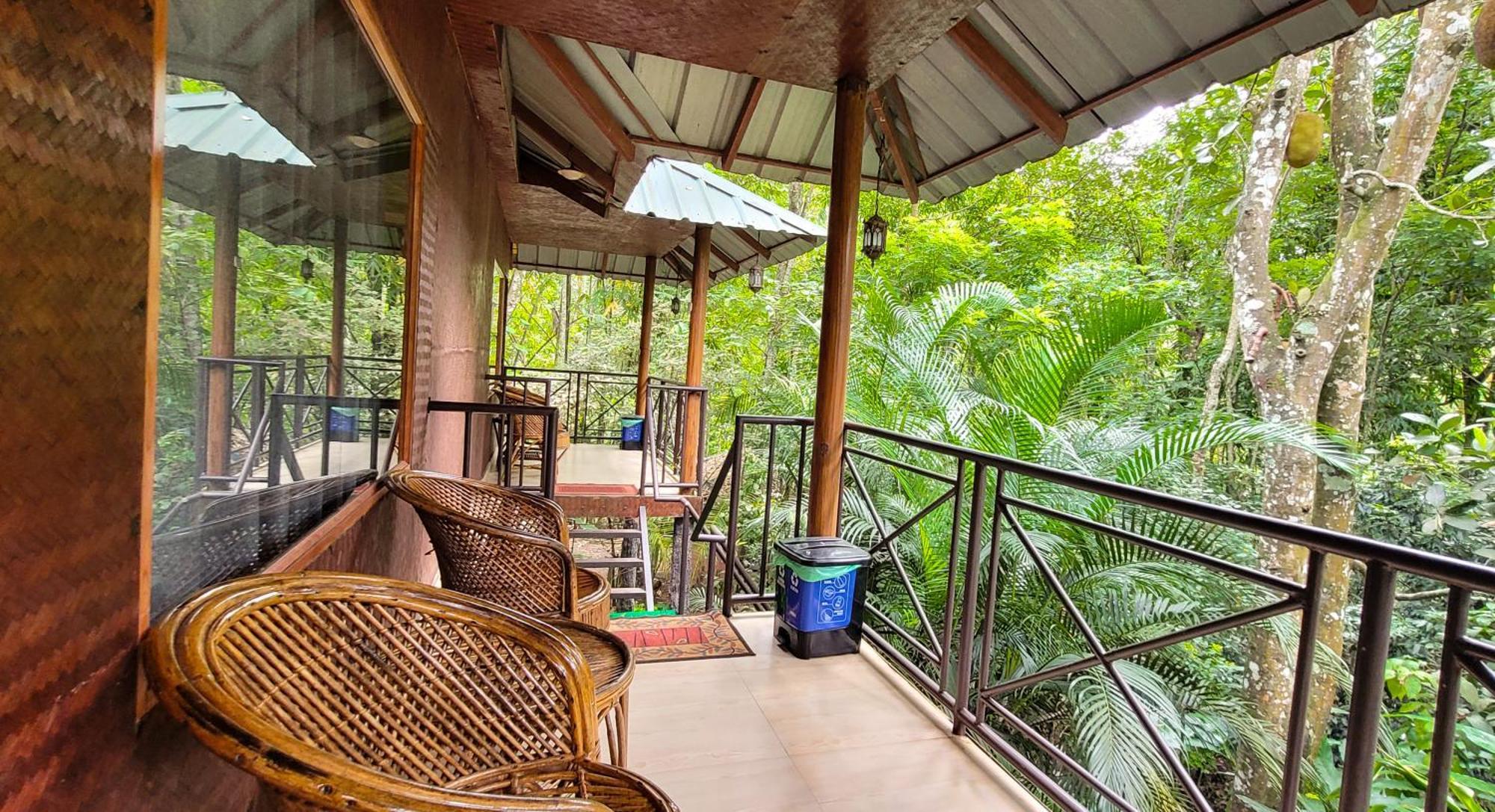 Monsoon Retreats Ecostay- Treehouse Thekkady Extérieur photo